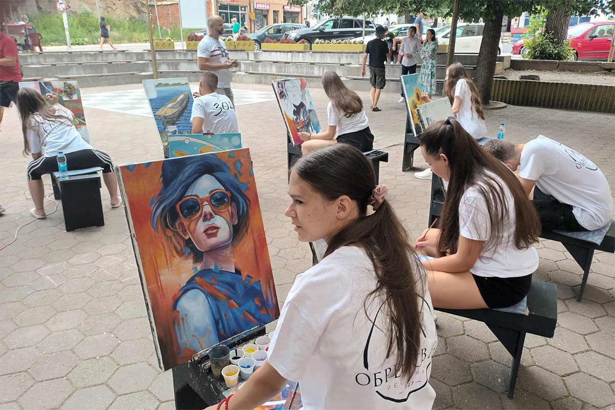 Slikarskom kolonijom "Paleta" počelo "Zvorničko ljeto 2024"