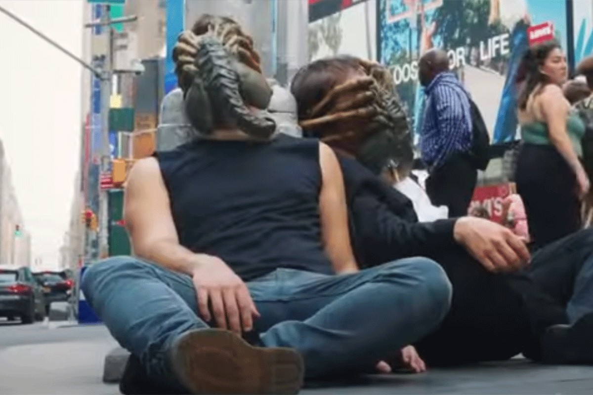Kampanja za novi horor šokirala Njujorčane (VIDEO)