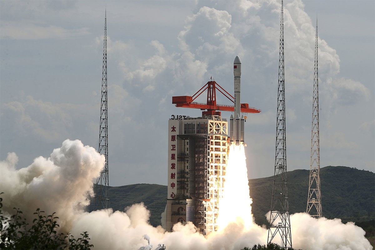 Kineska raketa se raspala u svemiru
