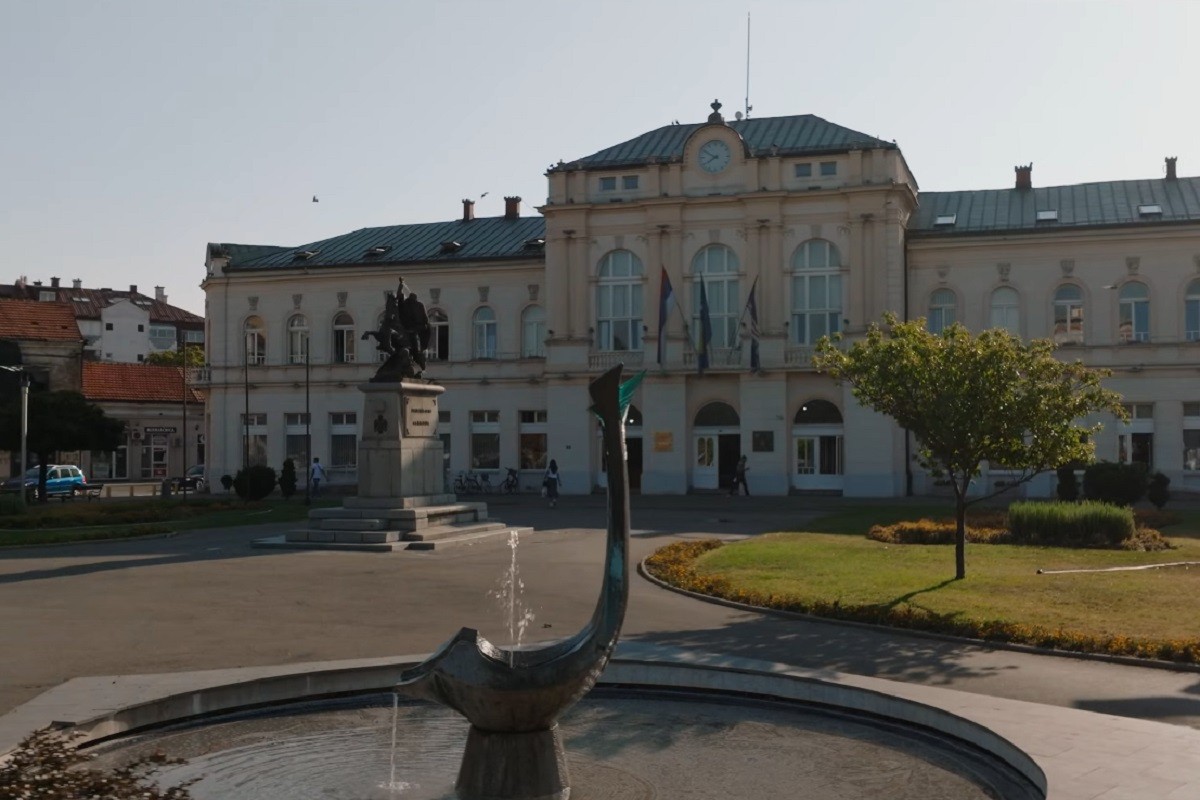 Mladim bračnim parovima do 10.000 KM za stambeno zbrinjavanje