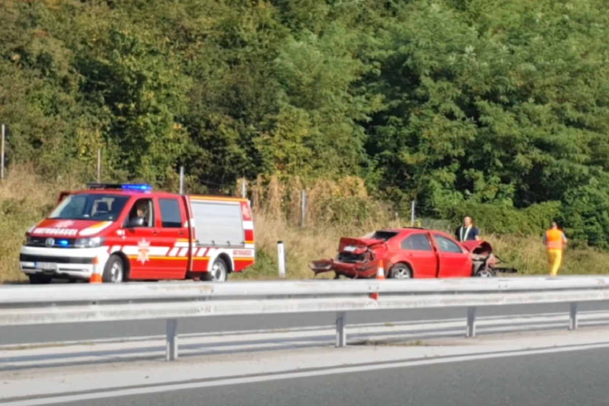 Teška nezgoda na auto-putu: Udario vozilom u bankinu (VIDEO)
