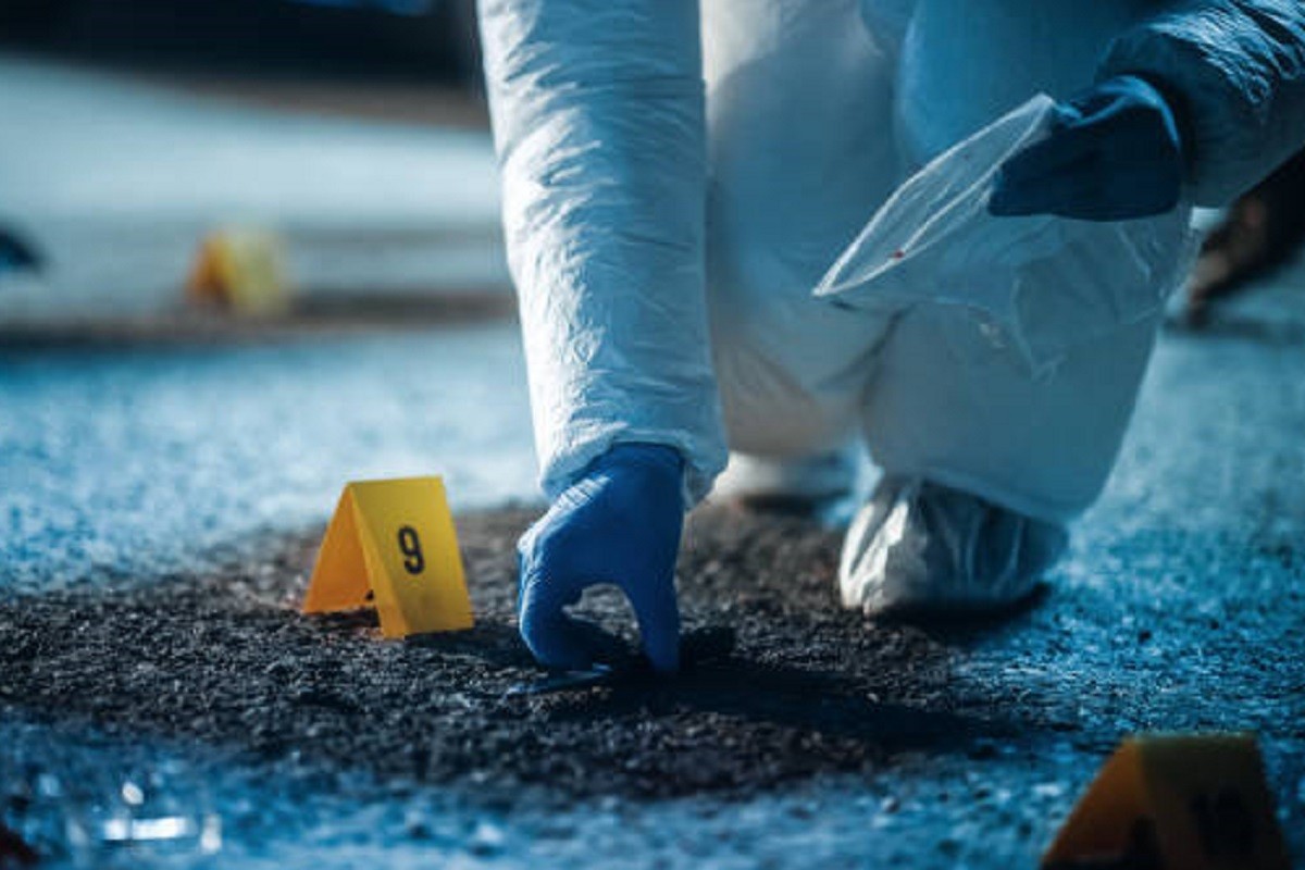 Žena izbodena nasmrt, dvije osobe u kritičnom stanju: Uhapšen osumnjičeni (22)