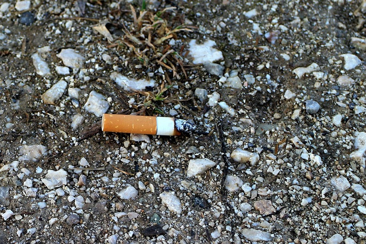 Vozač iz BiH papreno kažnjen: Bacao opuške kroz prozor