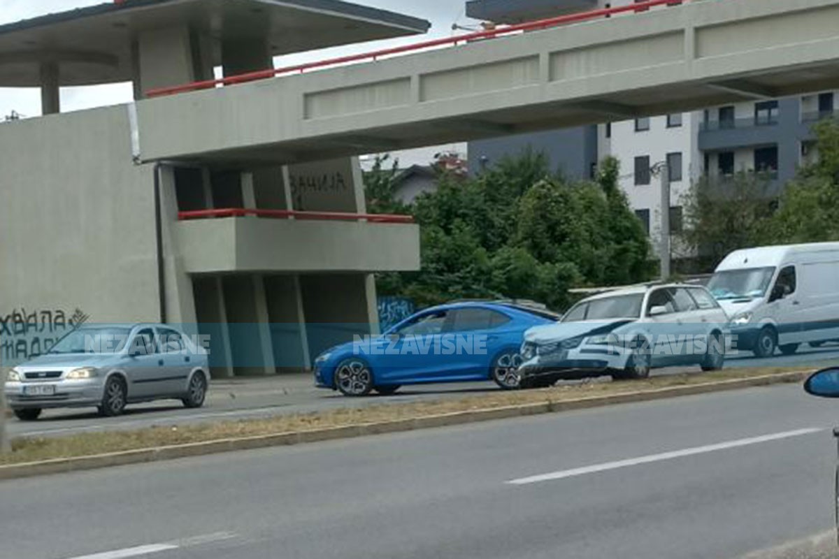 Sudar tri vozila u Banjaluci: Kolaps na Zapadnom tranzitu, stvaraju se ogromne gužve
