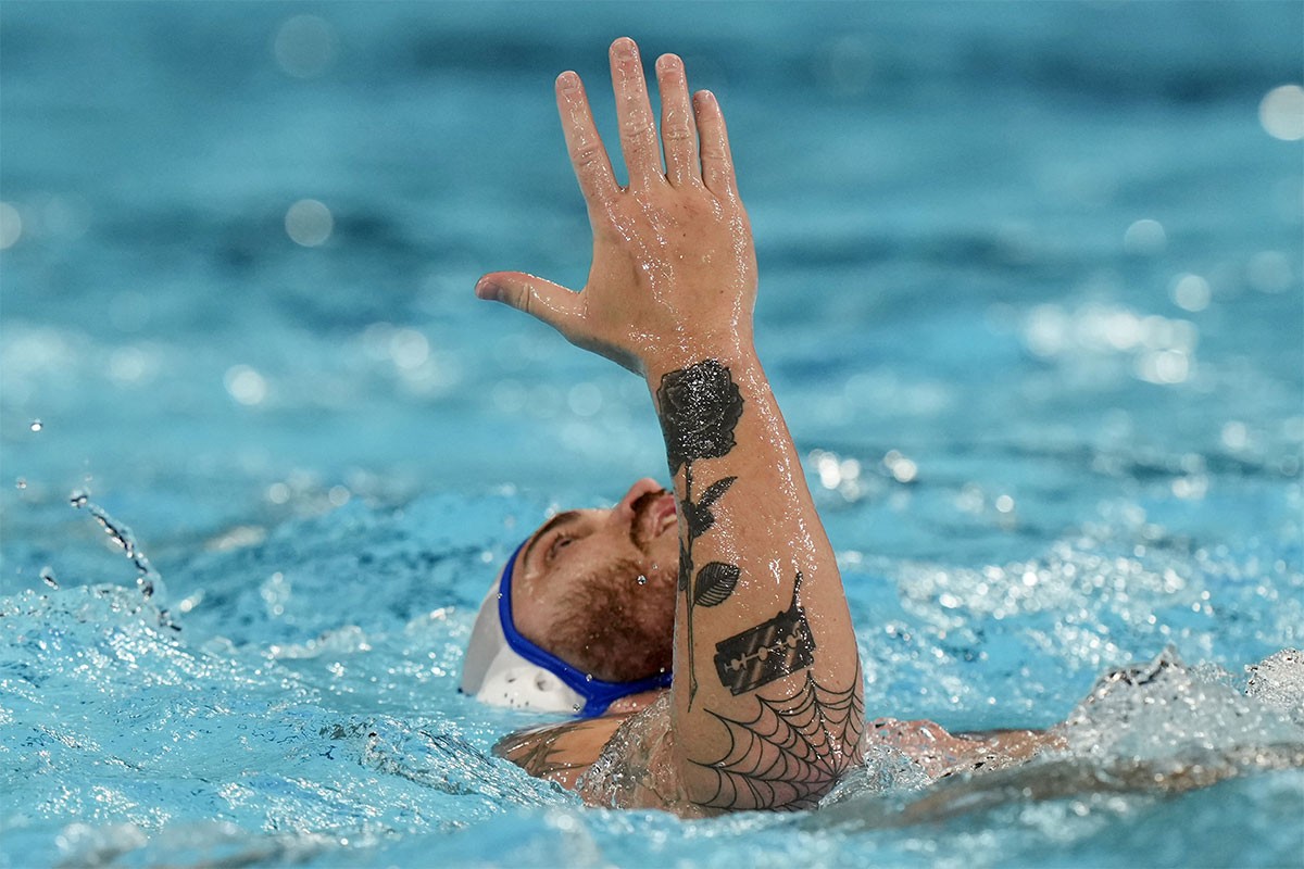 Zlatni srpski vaterpolista Nemanja Vico postao otac
