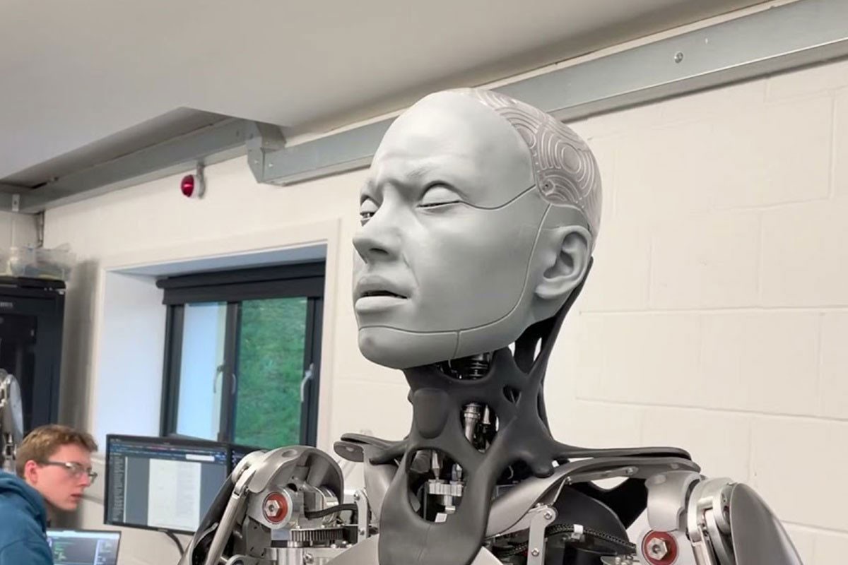 Kina masovno proizvodi humanoidne robote