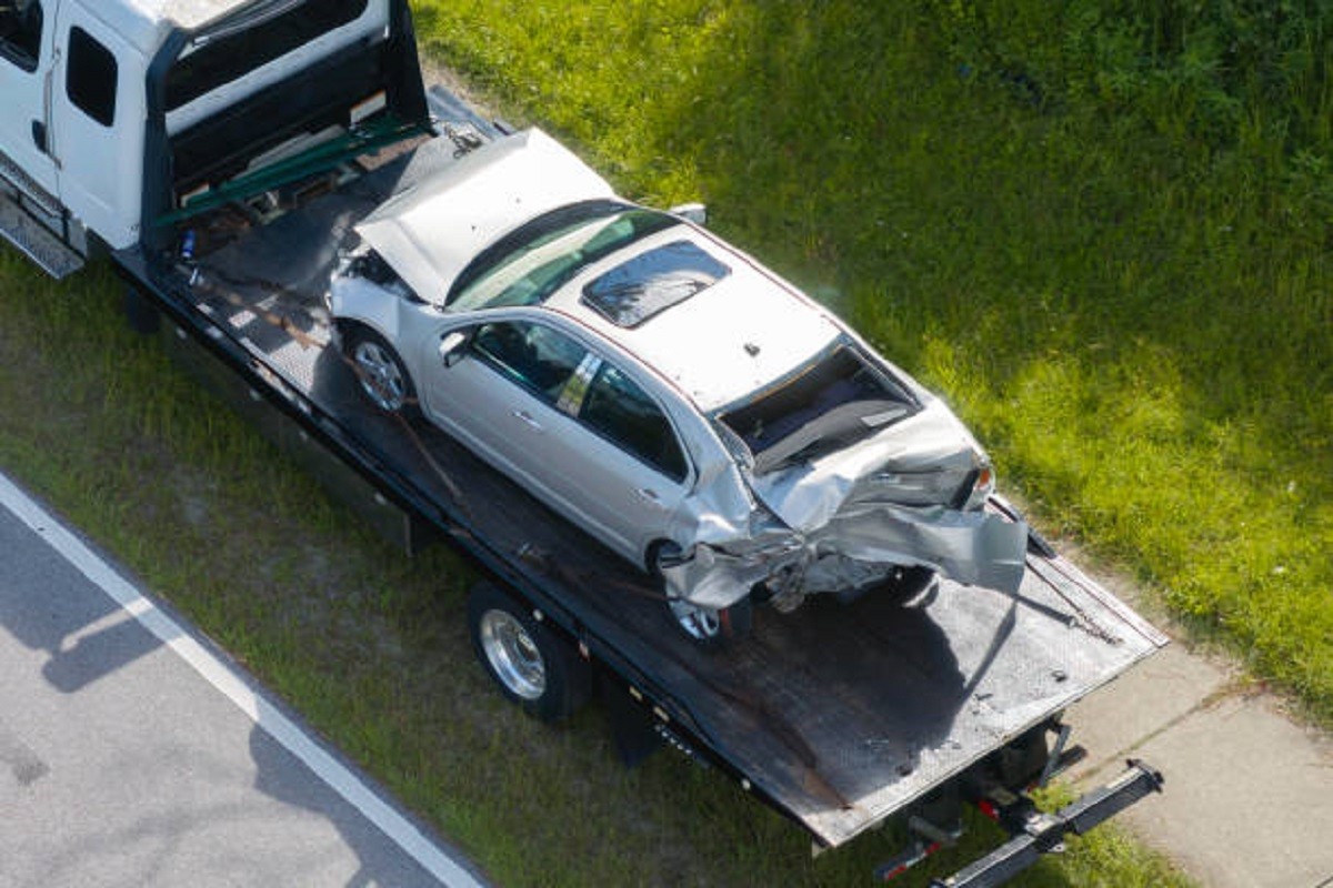 Mladi Čačanin automobilom sletio niz liticu