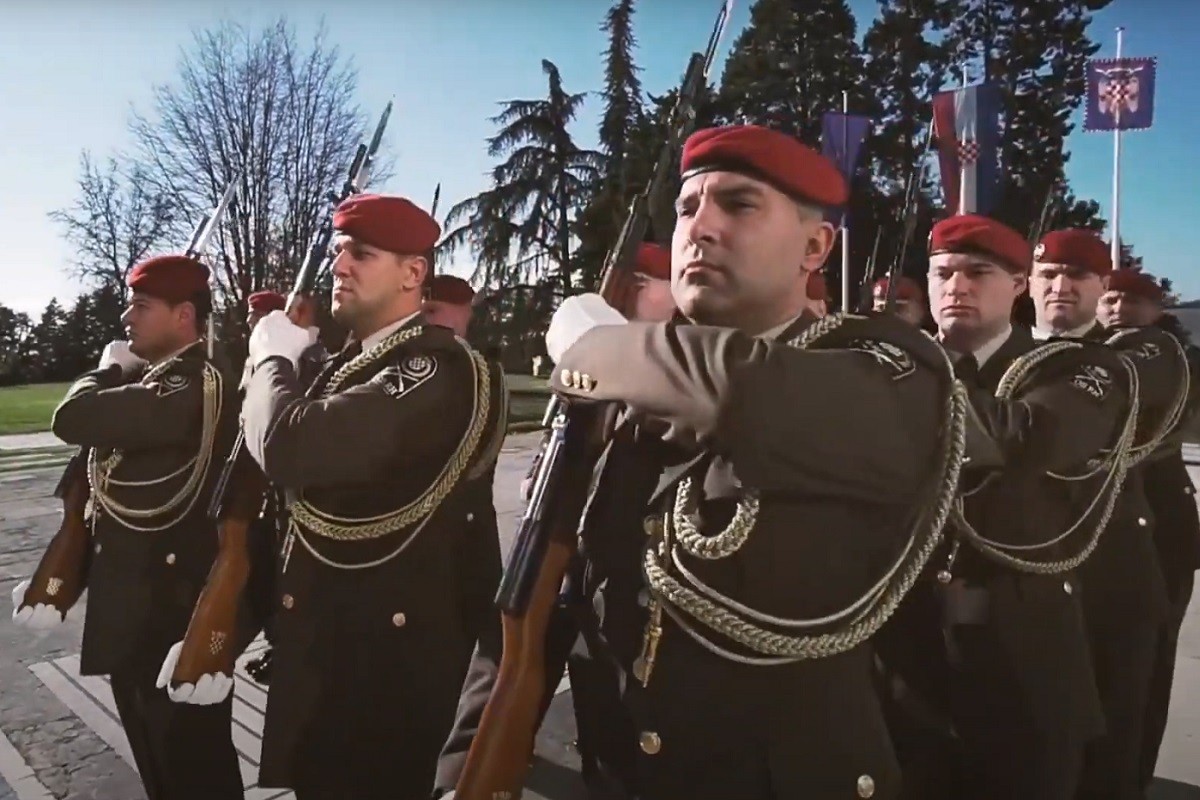 Hrvati odlučni: Naši vojnici neće ratovati u Ukrajini
