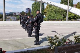 Zgrade srpskih institucija na sjeveru Kosova i dalje blokirane, Kfor ...
