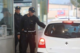 Porodica iz BiH ostala zabezeknuta na hrvatskoj granici: "Rekli su da ...