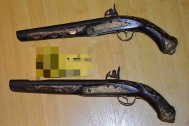 Oružjem prijetio sugrađaninu, policija mu pronašla kubure