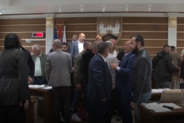 Incident na sjednici opštine Sjenica: Vrijeđanje, pljuvanje i ...