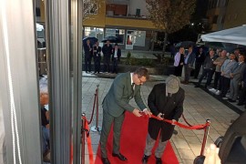 Matija Bećković i Marinko Božović svečano otvorili Galeriju ...