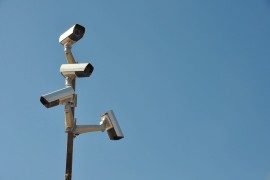 Postavljaju kamere na 200 lokacija, snimaće one koji nepropisno bacaju ...
