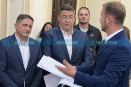 Stanivuković: Grbićeva kćerka kupila grobno mjesto, Grbić: Sve je u ...