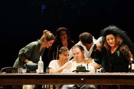 "Smijeh je ozbiljna stvar": "Urnebesna tragedija" na festivalu u ...