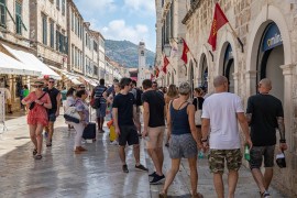 Hrvatska za šest mjeseci od stranih turista zaradila više od četiri ...
