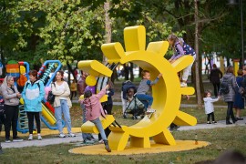Otvoren Ćirilični park u Banjaluci: "Djeca će uz igru učiti slova" ...