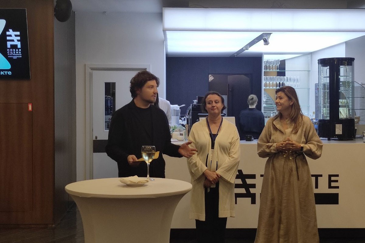 Ansambl Narodnog pozorišta RS dočekan u Sankt Peterburgu