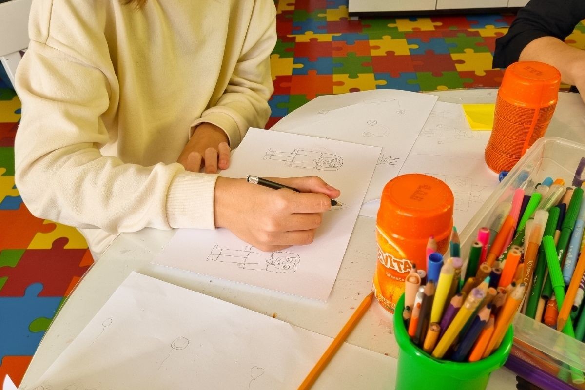Umjetnost mijenja svijet: Podrži klinCE kreativCE iz SOS Dječijeg sela u BiH