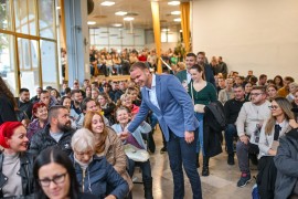 Predstavljeni besplatni projekti za kuće i dinamika podjele placeva u ...