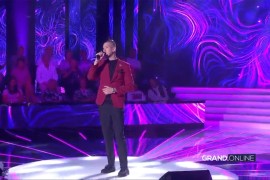 Mladom pjevaču pukle pantalone pred početak nastupa: “To mi je ...