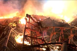 Helikopter udario u stub u Hjustonu, poginulo više osoba (VIDEO)