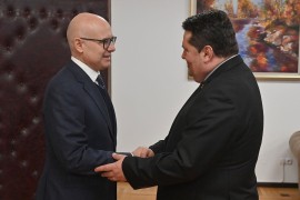 Stevandić čestitao Vučeviću 16 godina od osnivanja Srpske napredne ...