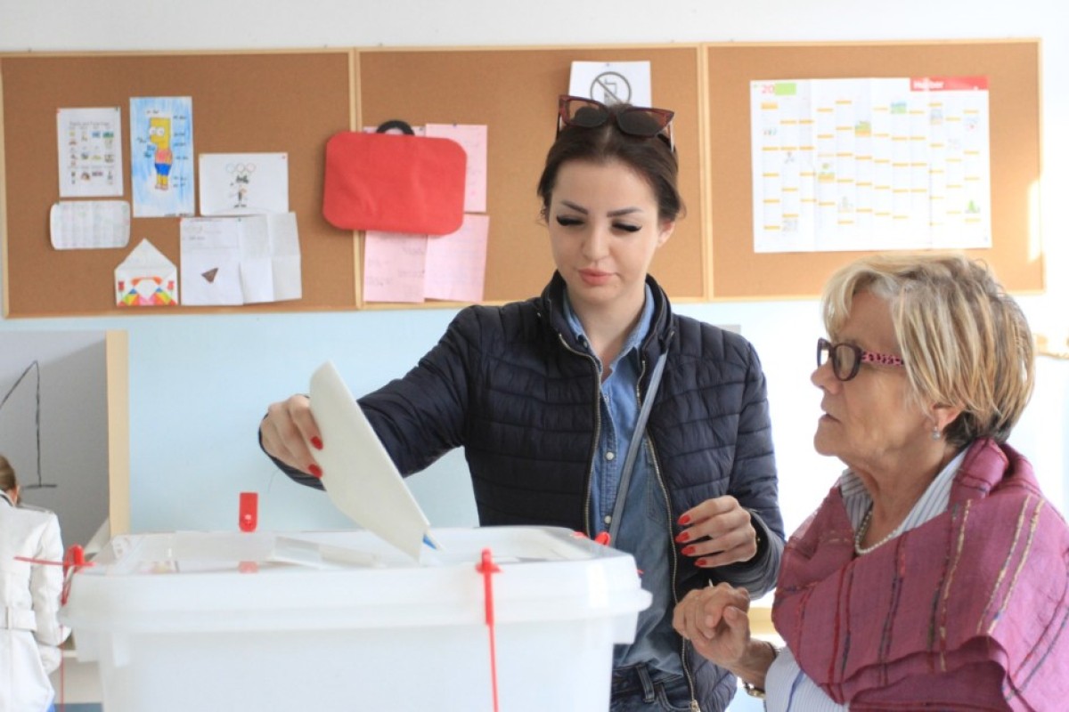 Zatvorena birališta u KS: Pravo glasa imalo 424.476 birača