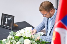 Draško Stanivuković se upisao u knjigu žalosti: "Tragedija ostavila ...