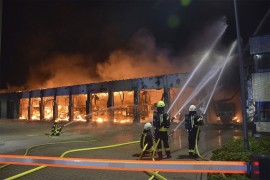 Poljski tužioci: Požar u skladištu u Birmingemu ruska priprema za ...