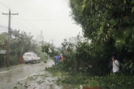 Tajfun izazvao poplave i klizišta na Filipinima, oštećena dva ...