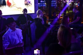 Ana Kokić pjevala u Banjaluci: Uljepšala atmosferu u redizajniranom ...