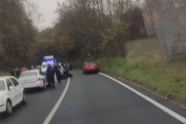 Udes kod Banjaluke, vozilo završilo na krovu
