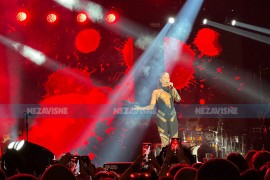 Milica Pavlović usijala atmosferu na koncertu u Laktašima (VIDEO)