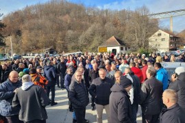 Protest u Crnoj Gori: "Ko i iz kakvih pobuda štiti Aliju Balijagića"