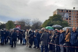 Velika podrška Dodiku i Lukiću ispred Suda BiH