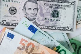 Evro pao na dvogodišnji minimum u odnosu na dolar