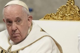 Papa neće prisustvovati otvaranju Notr Dama
