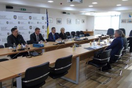 Glavni tužioci iz BiH i Hrvatske razgovarali o bjeguncima