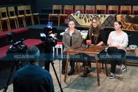 "Četiri sestre" premijerno u Banjalučkom studentskom pozorištu