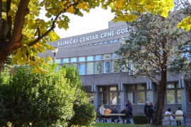 Radnica Kliničkog centra krala novac od pacijenata