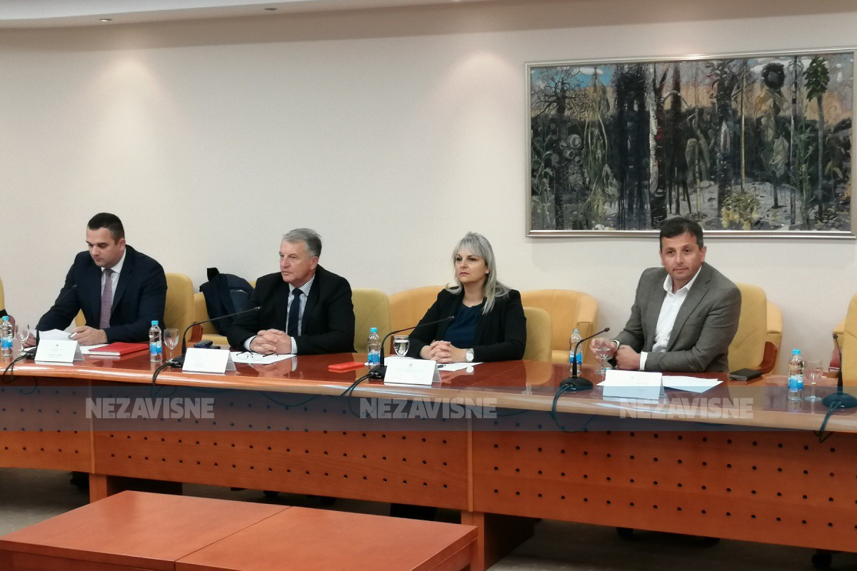 Vukanović: Čubrilović će biti primoran da podnese ostavku na mjesto ministra, mijenja ga Selak