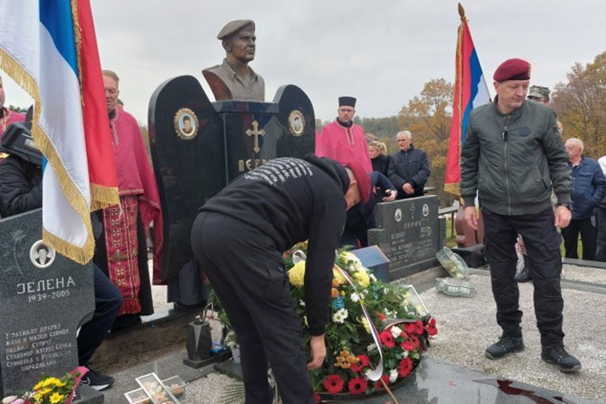 Trideset godina od pogibije Boška Perića Peše: "Sada bi imao 53 godine, svoju porodicu…"