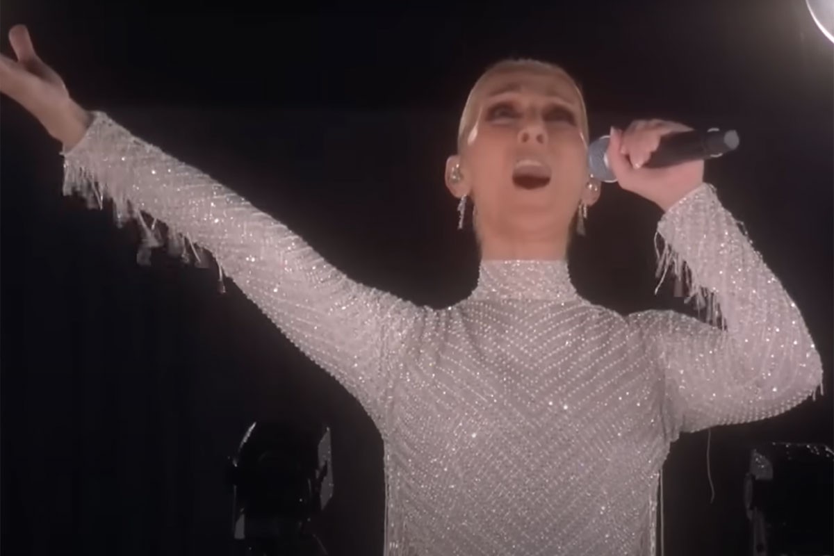 Selin Dion pjevala na modnoj reviji u Rijadu, oduševila nastupom (VIDEO)