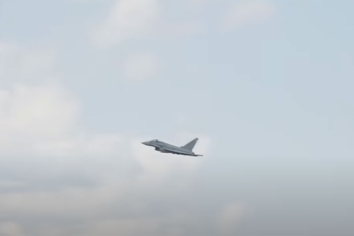 Britanci digli lovce, ruski vojni avion iznad Sjevernog mora