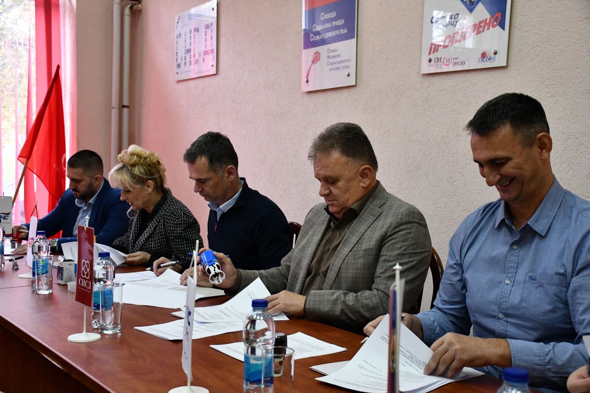 Ozvaničen dogovor o skupštinskoj većini u Gradišci