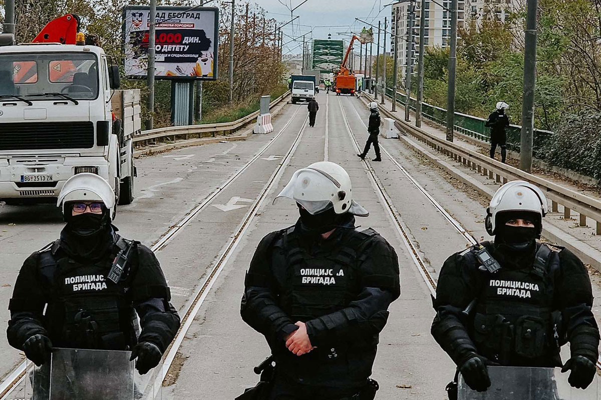Napeto u Beogradu: Hapšenja i sukobi s policijom (FOTO, VIDEO)