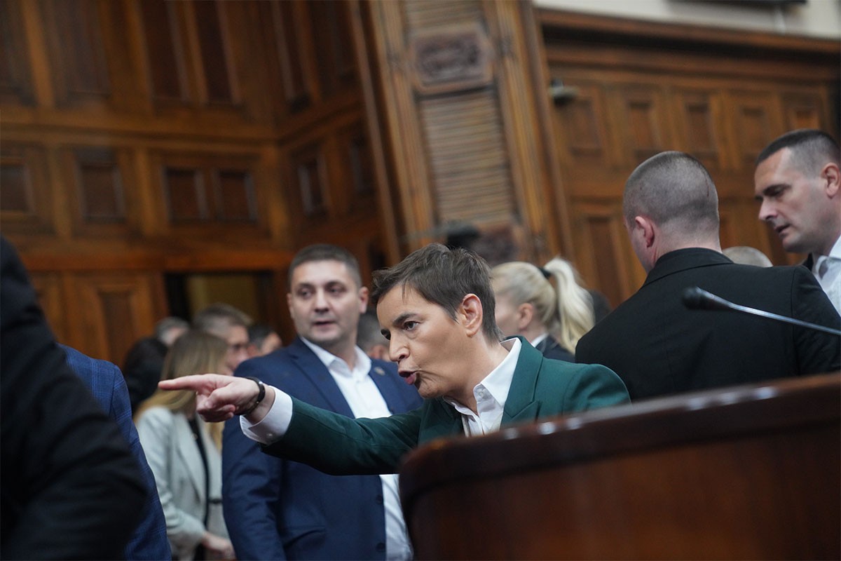 Paunović: Nivo agresije u parlamentu za svaku osudu