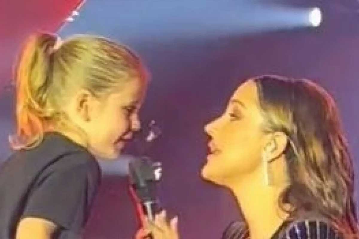 Djevojčica bila na 30 koncerata Aleksandre Prijović (VIDEO)